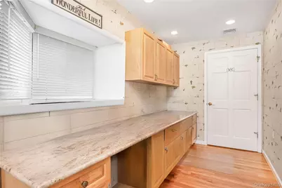 159 Avon Place, West Hempstead, NY 11552 - Photo 15