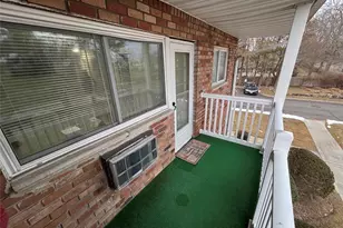 100 Hawthorne Ave, Central Islip, NY 11722 - Photo 23