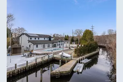 24 Twin River Drive, Oakdale, NY 11769 - Photo 31