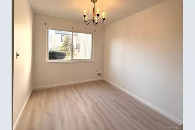 2202 Mulberry Court, Poughkeepsie, NY 12603 - Photo 5