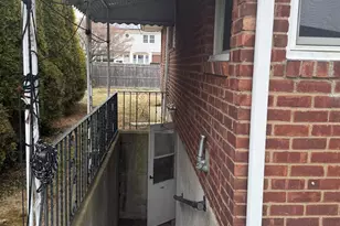 346 Holmes St, Levittown, NY 11756 - Photo 31