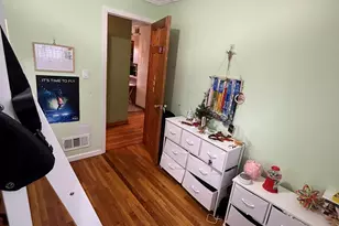 346 Holmes St, Levittown, NY 11756 - Photo 13