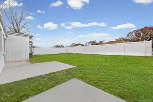 312 Coventry Rd S, West Hempstead, NY 11552 - Photo 5