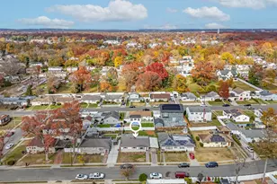 312 Coventry Rd S, West Hempstead, NY 11552 - Photo 25