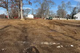 1 Lotto Ct, Lake Grove, NY 11755 - Photo 5