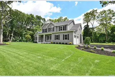 1 Lotto Court, Lake Grove, NY 11755 - Photo 9