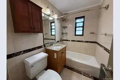 40 Terrace Circle #4C, Great Neck, NY 11021 - Photo 11