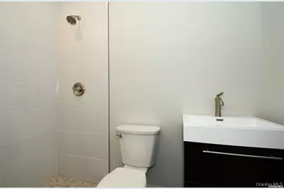 3 Lotto Court, Lake Grove, NY 11755 - Photo 15