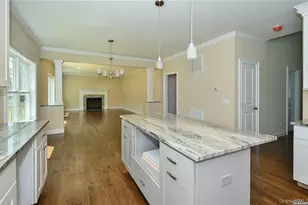 3 Lotto Ct, Lake Grove, NY 11755 - Photo 11