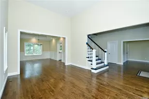 3 Lotto Ct, Lake Grove, NY 11755 - Photo 7