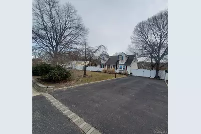 117 N Coleman Road, Centereach, NY 11720 - Photo 3