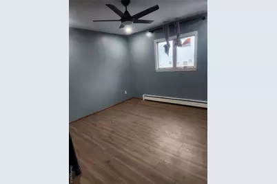 154 Fallwood Parkway, Farmingdale, NY 11735 - Photo 7