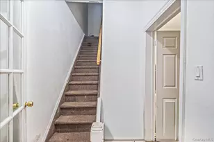 89-21 129th St, Richmond Hill, NY 11418 - Photo 3