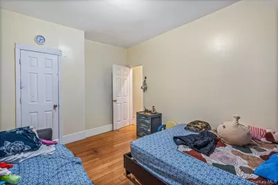 8921 129th Street, Richmond Hill, NY 11418 - Photo 15