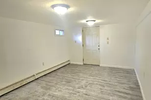 7 Montgomery St, Brentwood, NY 11717 - Photo 3