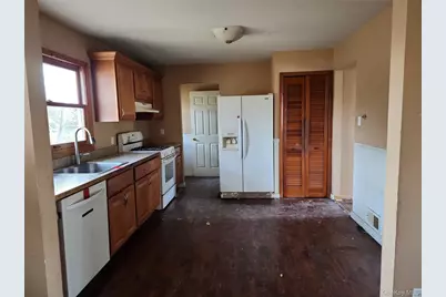 267 Woodhull Avenue, Port Jefferson Station, NY 11776 - Photo 7