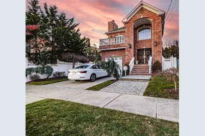 8611 165th Avenue, Howard Beach, NY 11414 - Photo 17