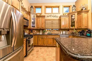 86-11 165th Ave, Howard Beach, NY 11414 - Photo 7