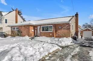 867 Preston Rd, East Meadow, NY 11554 - Photo 19