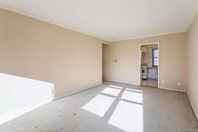 107 15th Street #E-1, Garden City, NY 11530 - Photo 5