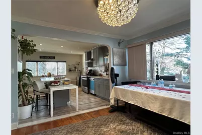 17 Molyneaux Road, Valley Stream, NY 11580 - Photo 11