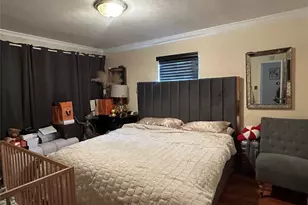 17 Molyneaux Rd, Valley Stream, NY 11580 - Photo 15