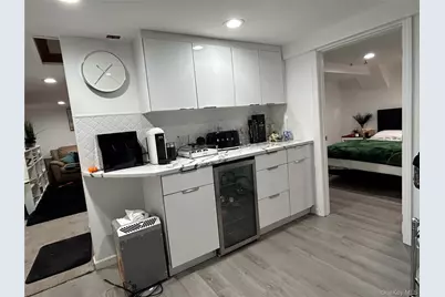 17 Molyneaux Road, Valley Stream, NY 11580 - Photo 23