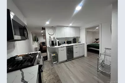 17 Molyneaux Road, Valley Stream, NY 11580 - Photo 29