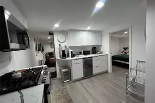 17 Molyneaux Rd, Valley Stream, NY 11580 - Photo 29