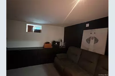 17 Molyneaux Road, Valley Stream, NY 11580 - Photo 27