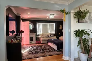 17 Molyneaux Rd, Valley Stream, NY 11580 - Photo 5