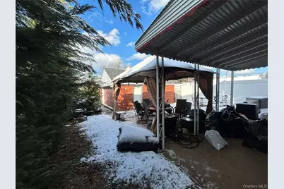 17 Molyneaux Road, Valley Stream, NY 11580 - Photo 31