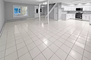 7 Carnaby Ave, Coram, NY 11727 - Photo 5