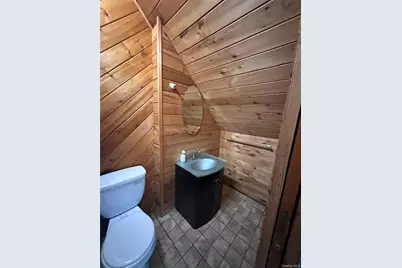 7 Carnaby Avenue, Coram, NY 11727 - Photo 15