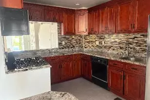 1601 Johnson Ave, Elmont, NY 11003 - Photo 7