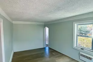 111 Piccadilly Dwns, Lynbrook, NY 11563 - Photo 5