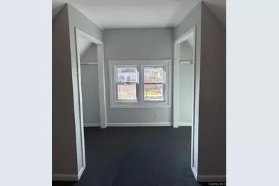 111 Piccadilly Dwns, Lynbrook, NY 11563 - Photo 15