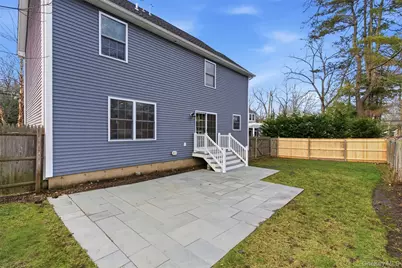 16 Soundview Road, Huntington, NY 11743 - Photo 29