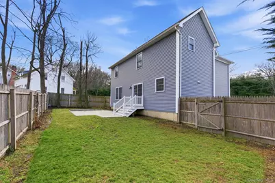 16 Soundview Road, Huntington, NY 11743 - Photo 31