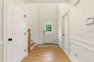 16 Soundview Rd, Huntington, NY 11743 - Photo 3