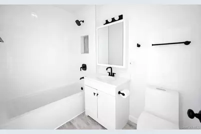 74-13 Hillmeyer Avenue, Arverne, NY 11692 - Photo 7