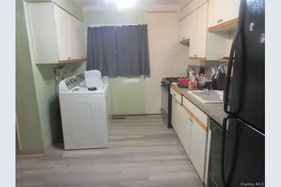 32 Brownsell Avenue, West Haverstraw, NY 10993 - Photo 7