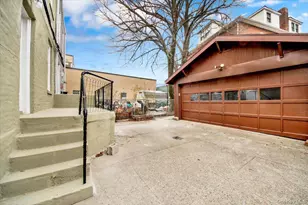 2886 Randall Ave, Bronx, NY 10465 - Photo 3