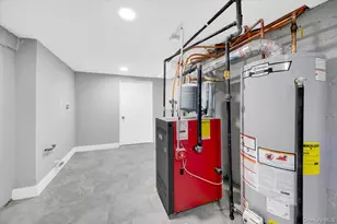 2886 Randall Ave, Bronx, NY 10465 - Photo 17