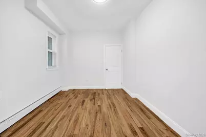 2886 Randall Avenue, Bronx, NY 10465 - Photo 11