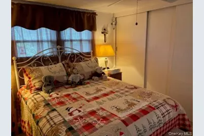 1661 Old Country Road #282, Riverhead, NY 11901 - Photo 13