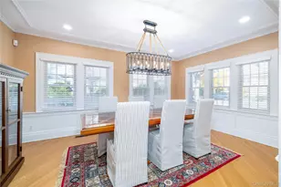 166 Princeton Rd, Rockville Centre, NY 11570 - Photo 17