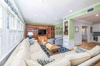 166 Princeton Road, Rockville Centre, NY 11570 - Photo 15