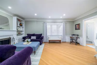 166 Princeton Road, Rockville Centre, NY 11570 - Photo 5