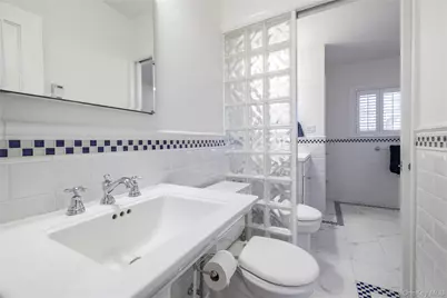 166 Princeton Road, Rockville Centre, NY 11570 - Photo 21